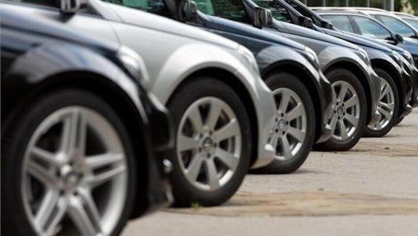 İkinci el ve sıfır araç fiyatları ile ilgili flaş açıklama! Yatırım aracı ile zam ilişkisi detayı