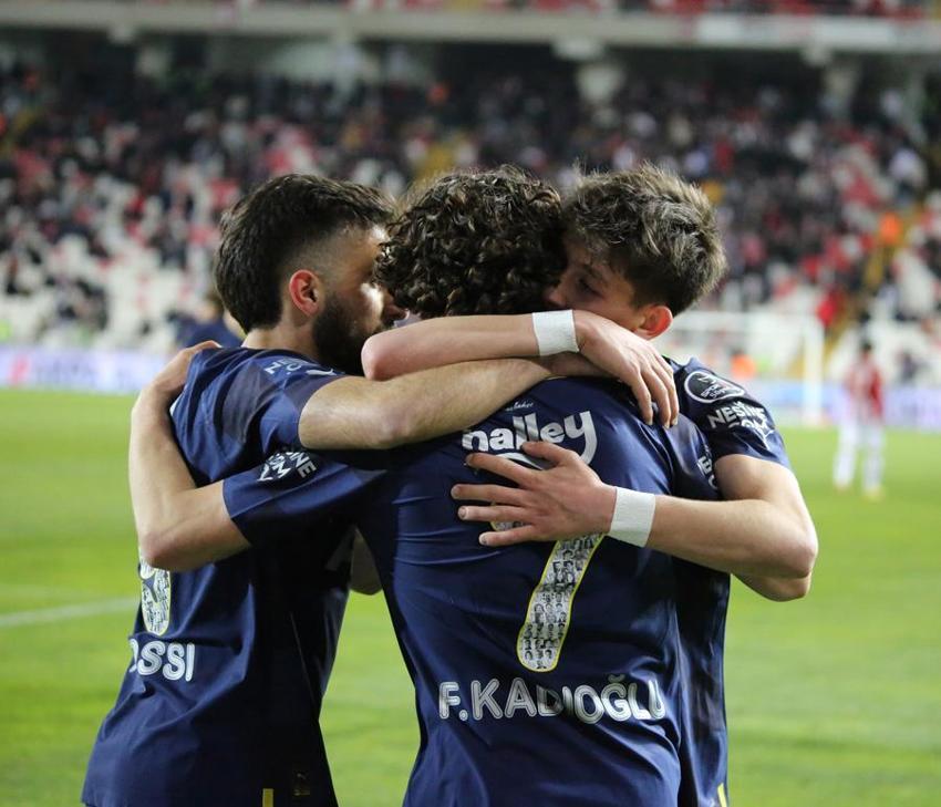 Comolli almış Vitor Pereira 20 milyon euro yapmıştı! Fenerbahçe'de yeri doldurulamayacak 2 ayrılık...