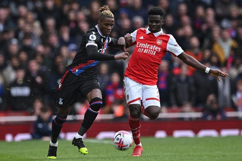 Wilfried Zaha'nın Ali Koç'tan istediği para şok etti! Ağabeyi Kadıköy'e gelip maç izledi ama...