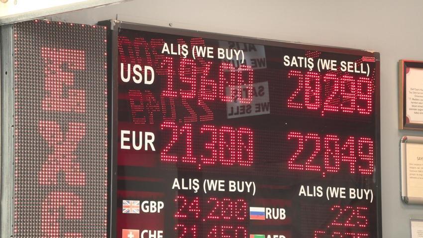 Dolar ve euroda kur farkı! Döviz bürolarında fiyat değişimi: Legal değil, fırsatçılık