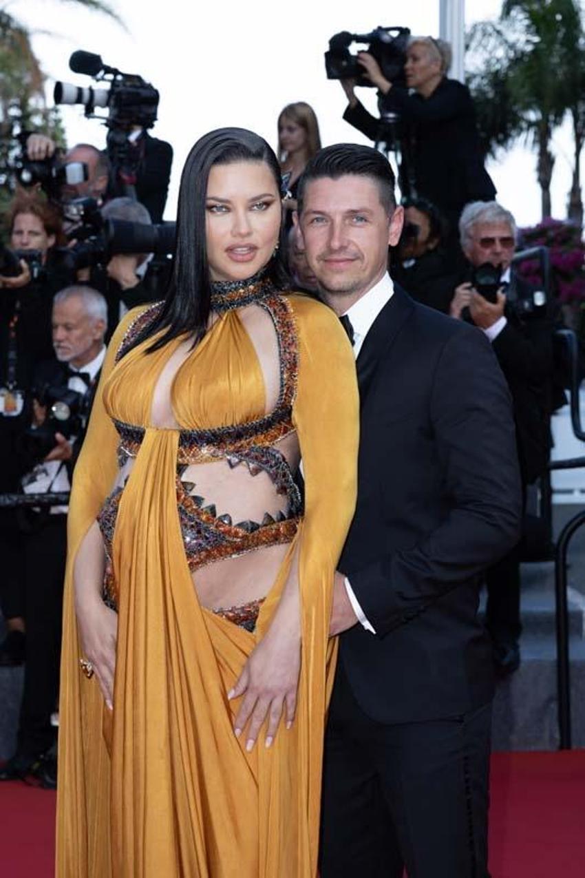 Adriana Lima ile Andre Lemmers, Cannes'da aşka geldi!