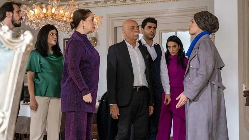 Doğa Fatih'in canına okuyor! Kızılcık Şerbeti dizisinde intikamın ilk adımı atıldı!