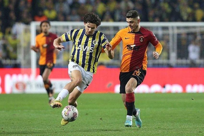 Babası önümüzdeki sezon Fenerbahçe'de demişti! Premier Lig devine imza atıyor...