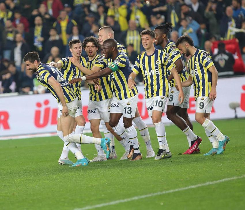 Dünyaca ünlü yıldız Batshuayi ile haber gönderdi: Ali Koç bana istediğim maaşı verebilir mi?