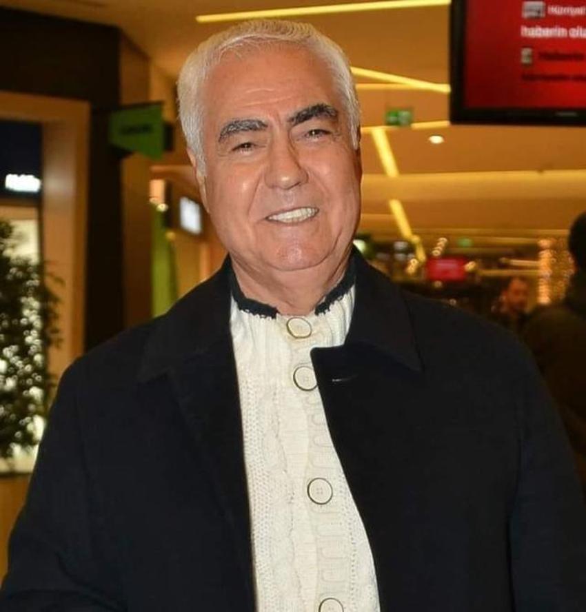 Cenazede ünlü türkücü Mahmut Tuncer'den 20 TL istedi! 'Yüzsüz müsün?'