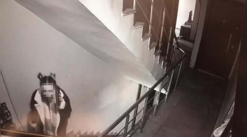 Genç kız ilişki vaadiyle genç adamı eve çağırıp hayatının en büyük şokunu yaşattı