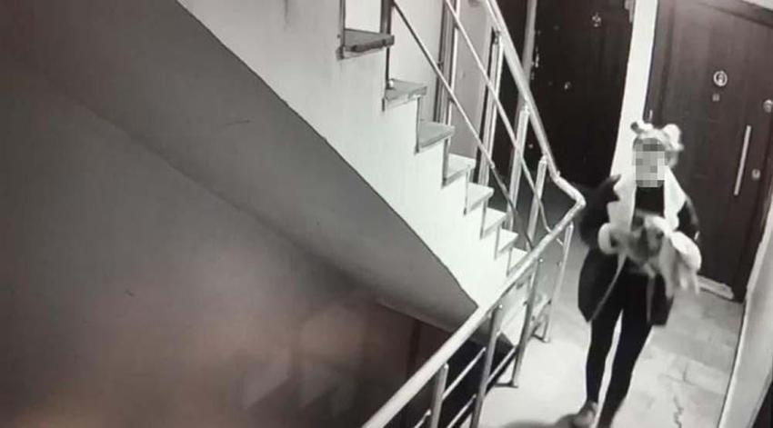 Genç kız ilişki vaadiyle genç adamı eve çağırıp hayatının en büyük şokunu yaşattı