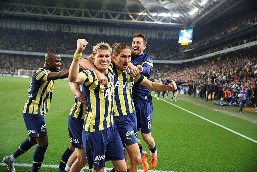 Fenerbahçe'de her şey sil baştan! 1-2-3 değil tam 9 ayrılık
