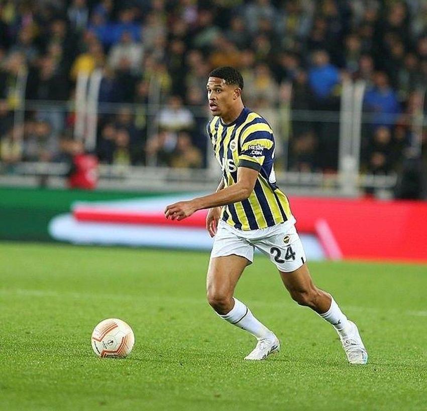 Fenerbahçe'de her şey sil baştan! 1-2-3 değil tam 9 ayrılık