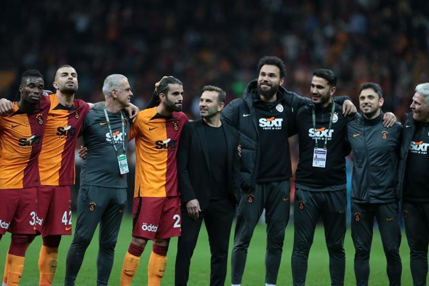 Halil Dervişoğlu'nu aldılar, Nelsson'a talip oldular şimdi de yıldız futbolcu için masaya oturdular