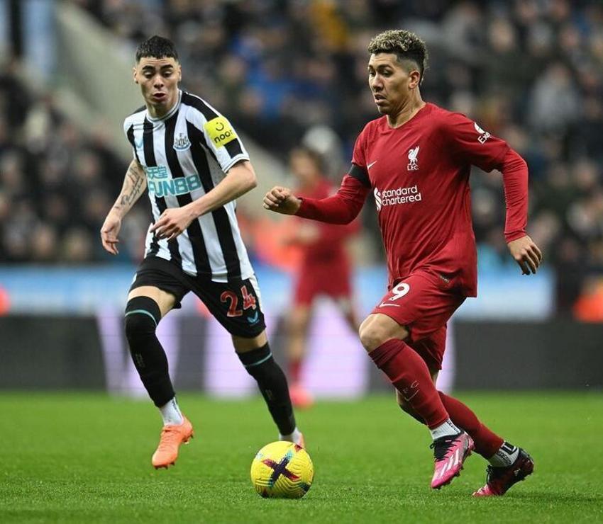 Galatasaray transferde taarruza başladı! Mertens ve Sergio Oliveira'nın yerine 2 dünya yıldızı...