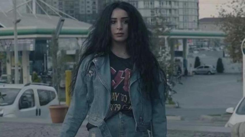 Şarkıcı Seçil Çiftçi her şeyi itiraf etti! Babayla eski sevgiliye tuzak, külotlu çorapla halletmiş