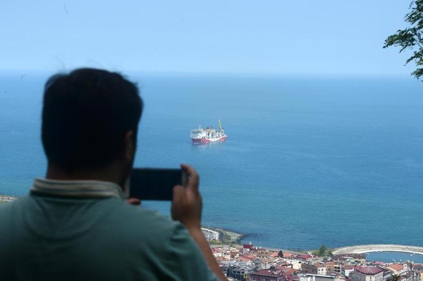 Doğu Karadeniz'de petrol sondajı heyecanı