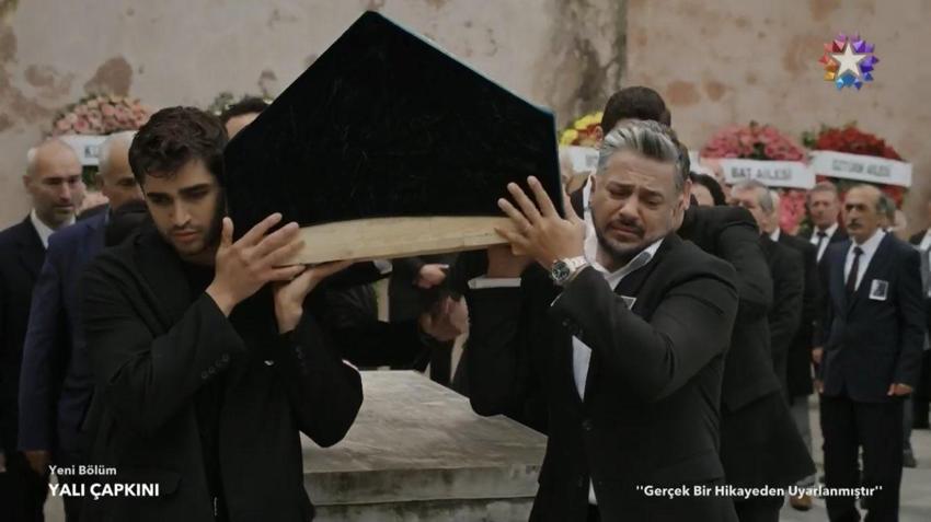 Yalı Çapkını dizisinde Fuat'ın cenazesi kalktı! Sezon finalinde yine ölüm var!