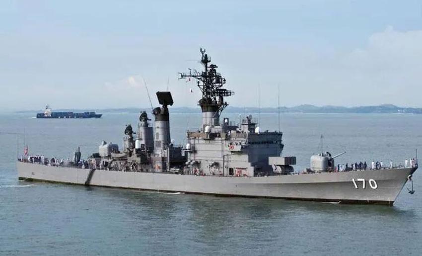 Dünyanın ilk siha gemisi TCG Anadolu Türkiye'nin gücüne güç kattı! İşte en büyük 2023'ün en büyük donanmaları...