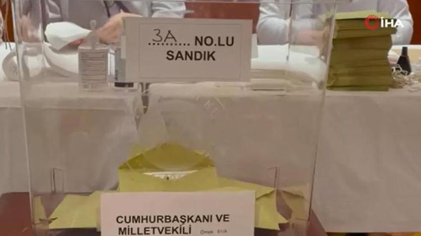 Sandıklar açıldı mı, oy sayımı başladı mı? YSK oy oranlarını açıkladı mı, 13. Cumhurbaşkanı kim oldu, oy sayımı bitti mi?