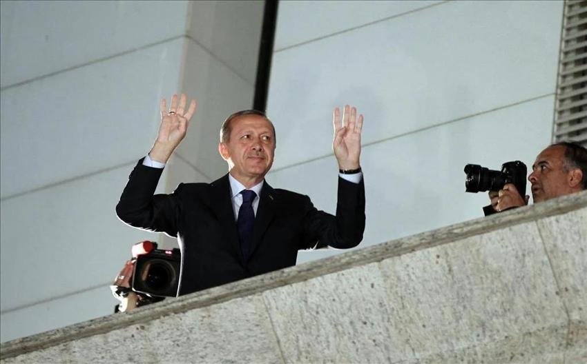 Balkon konuşması nedir, neyi simgeler? Cumhurbaşkanı Erdoğan ilk balkon konuşmasını ne zaman yaptı?