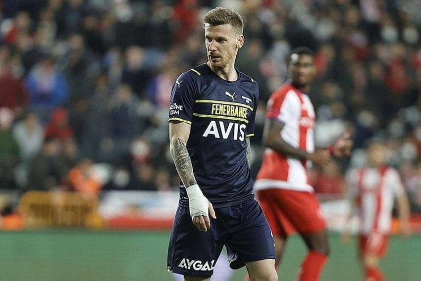 Becao ve Firmino'yu duyunca hemen menajerlerine haberi yolladılar! Fenerbahçe'de 8 ayrılık var