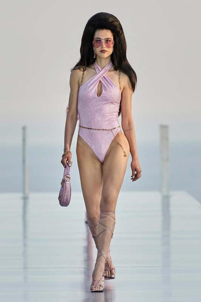 Dua Lipa özel koleksiyon tasarladı!