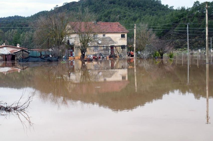 Meteoroloji'den son dakika uyarısı: Sağanak yağmur, sel ve dolu! Tarih belli oldu