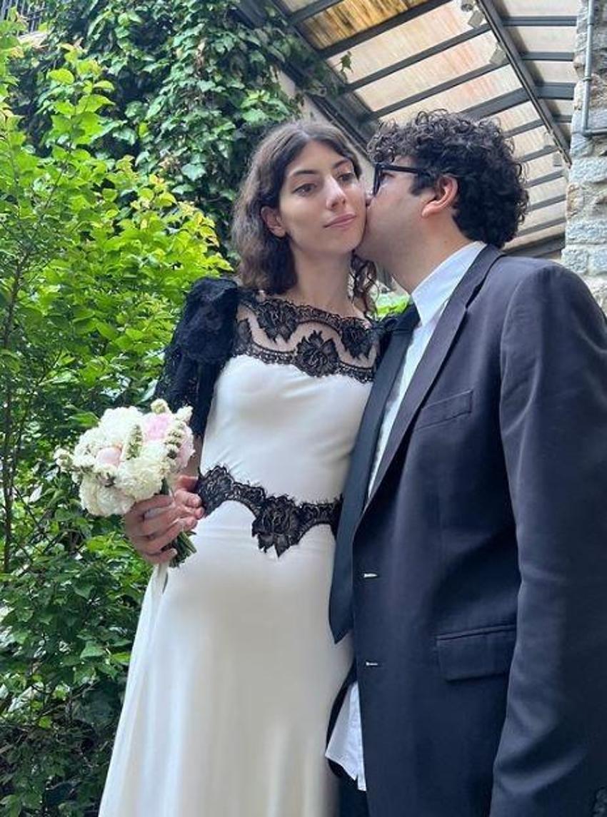 Öykü Baştaş ile Furkan Temir evlendi! 'Bari adamın gömleğini ütüleseydiniz'