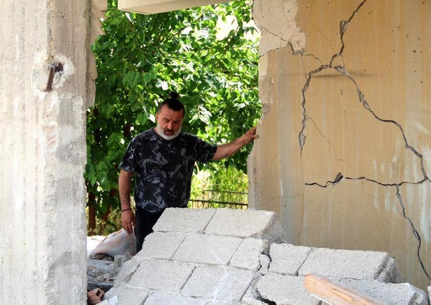 Bir dakikada 30 milyonluk birikimleri enkaz oldu! Depremzededen yürek burkan sözler