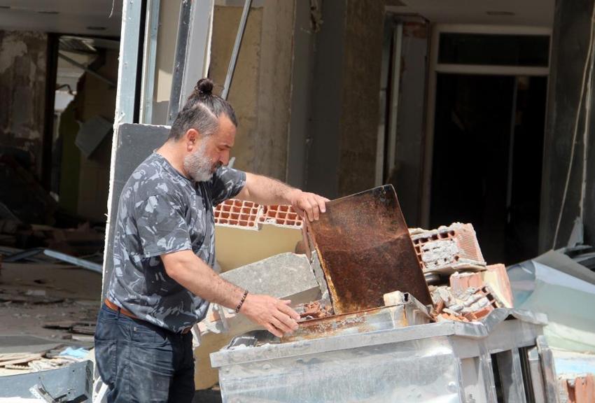 Bir dakikada 30 milyonluk birikimleri enkaz oldu! Depremzededen yürek burkan sözler