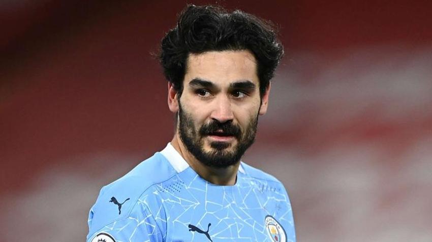 Amrabat'tan Okan Buruk'a transfer kıyağı! 'Hiç düşünme Galatasaray'a imza at'