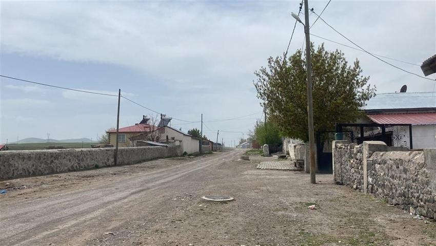 Bu köyde herkesin soyadı 'S' ile başlıyor! Duyan herkes merak ediyor, işte sebebi