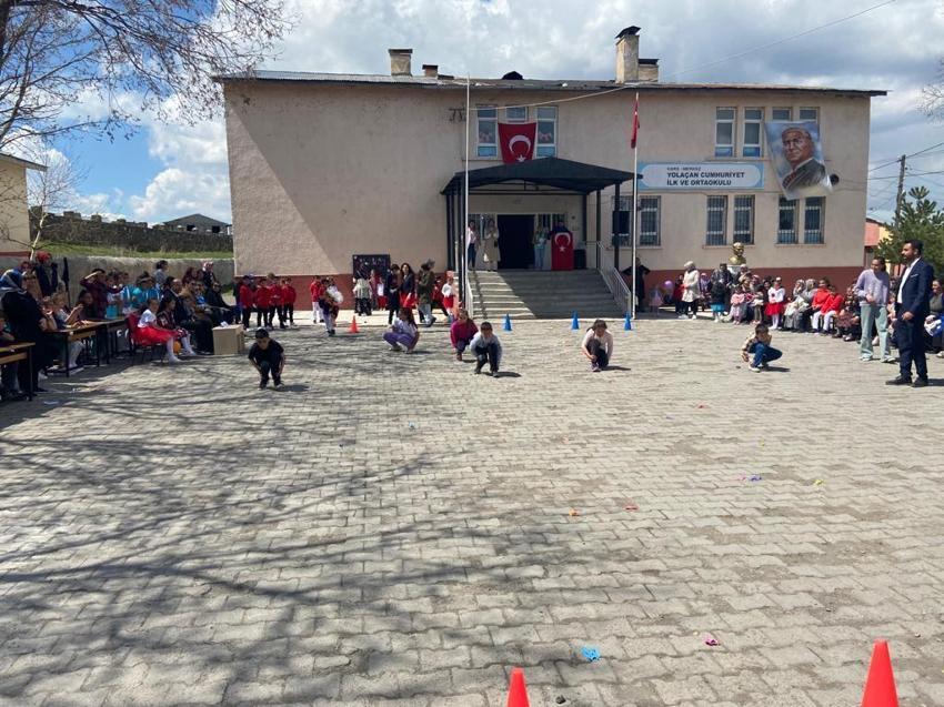 Bu köyde herkesin soyadı 'S' ile başlıyor! Duyan herkes merak ediyor, işte sebebi