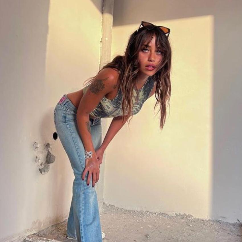 Zeynep Alkan'dan bikinili pozlar! Beğeni topladı