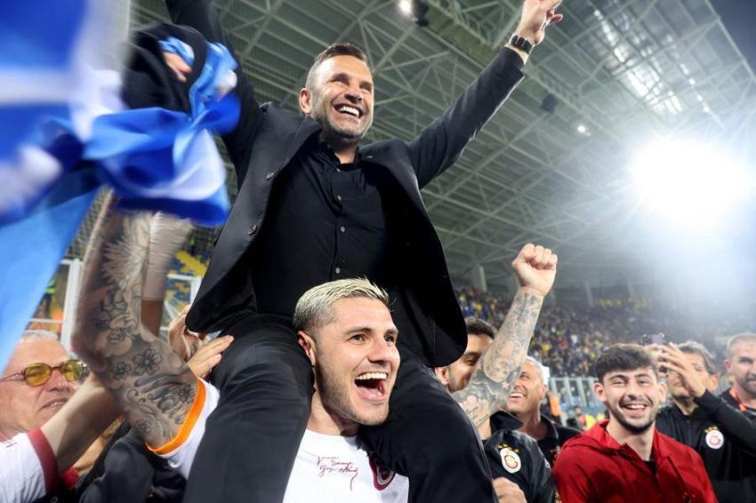 Ozan Kabak kendi gelmiyor ama kankasını Galatasaray'a gönderiyor! 10 yıllık sorun çözüldü