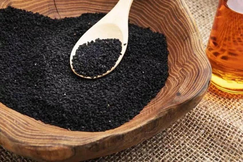 Kanser, ülser ve diyabete karşı şifa deposu! İşte çörek otunun 9 önemli faydası