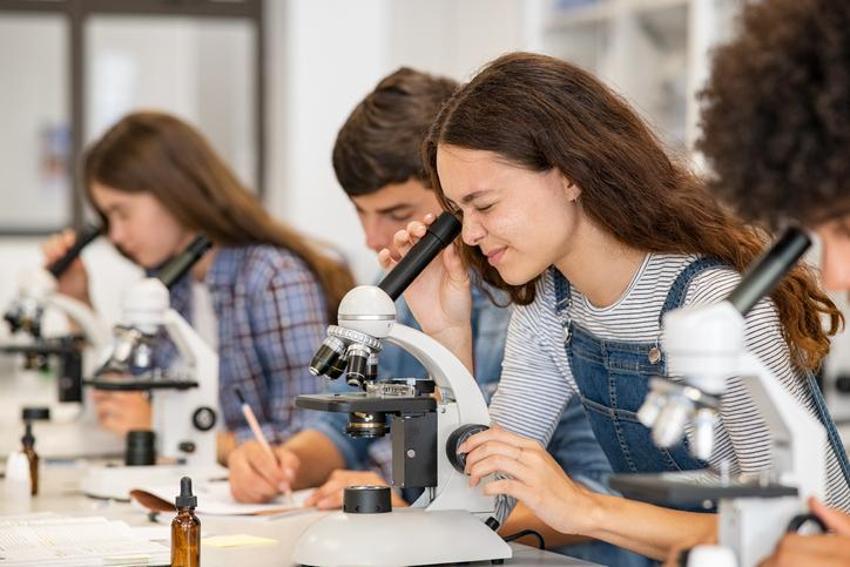 Ortaokul devamsızlık sınırı 2023! Ortaokulda devamsızlık hakkı kaç gün, ortaokulda devamsızlıktan kalma var mı?
