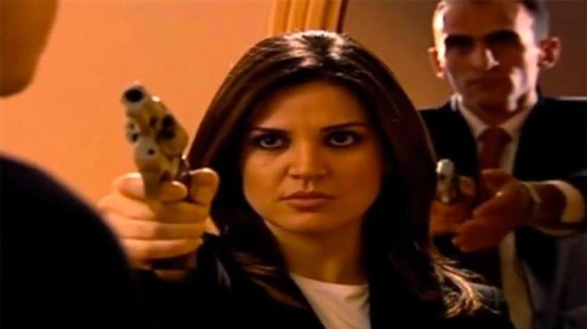 'Kurtlar Vadisi’nin Meral'i Müge Ulusoy setlere döndü!