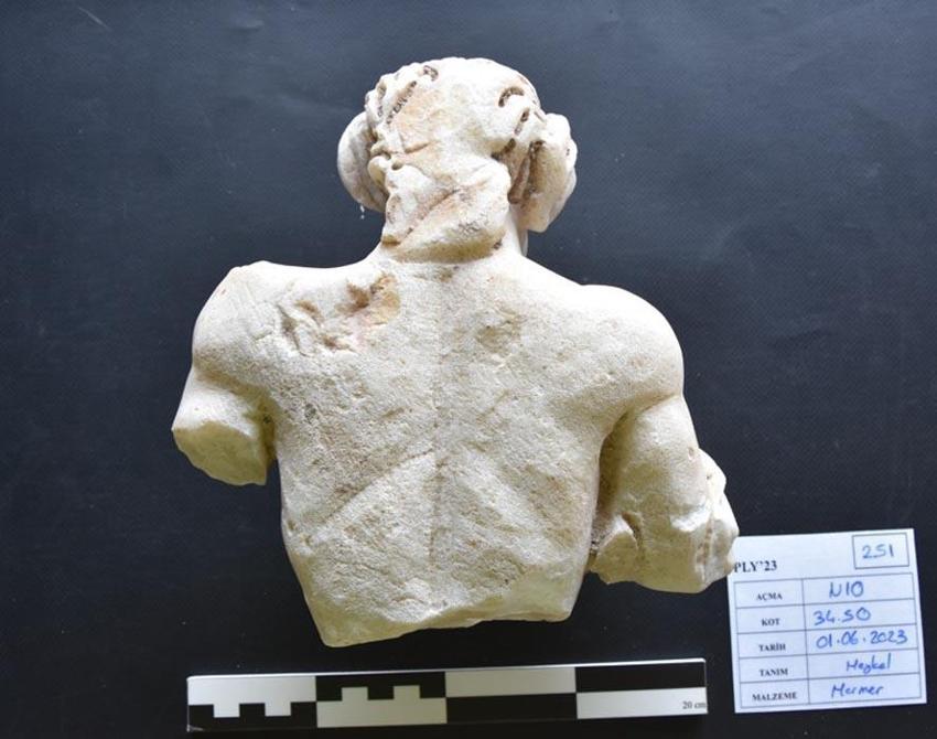 İstanbul'un göbeğinde tarihi keşif! Saraçhane Arkeoloji Parkı'nda 1700 yıllık "Pan heykeli" bulundu