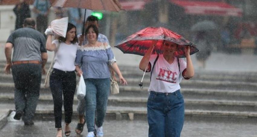 Meteoroloji son dakika uyardı: Yağmur dalgası illeri fena vuracak! Sel, fırtına, hortum alarmı