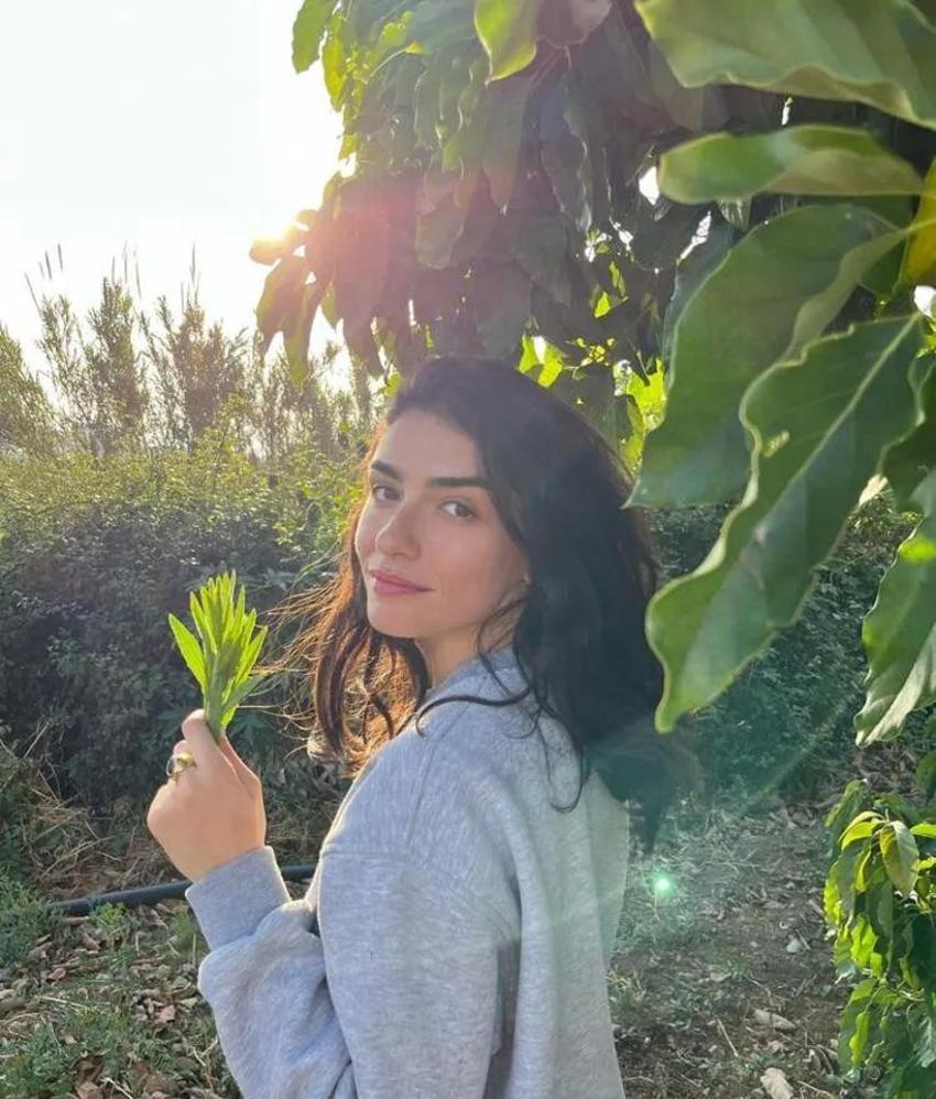 Hazar Ergüçlü ve yeni sevgilisi ortaya çıktı!
