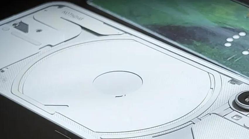 Nothıng Phone 1 fiyatı ne kadar, Türkiye'ye geldi mi? Nothıng Phone 1 fiyatı özellikleri neler, kimin markası Türkiye'ye ne zaman gelecek?
