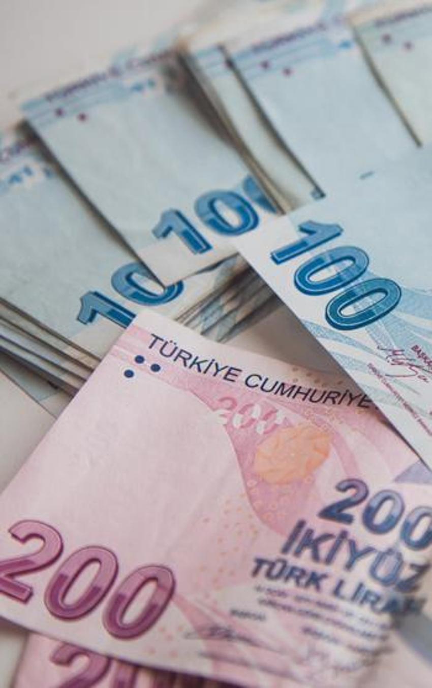 Ev kadınlarına emeklilik şartları nelerdir, ev kadınlarına emeklilik hakkı verildi mi? Sigortasız ev hanımlarına emeklilik nasıl olacak, çalışmayan ev kadınlarına emeklilik hakkı nedir?
