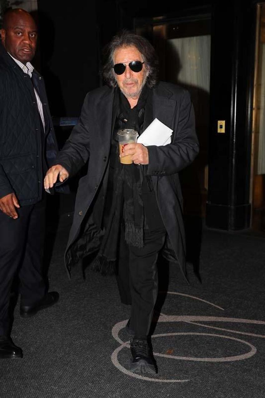 Al Pacino'ya 29 yaşındaki hamile sevgilisinden kısıtlama geldi!