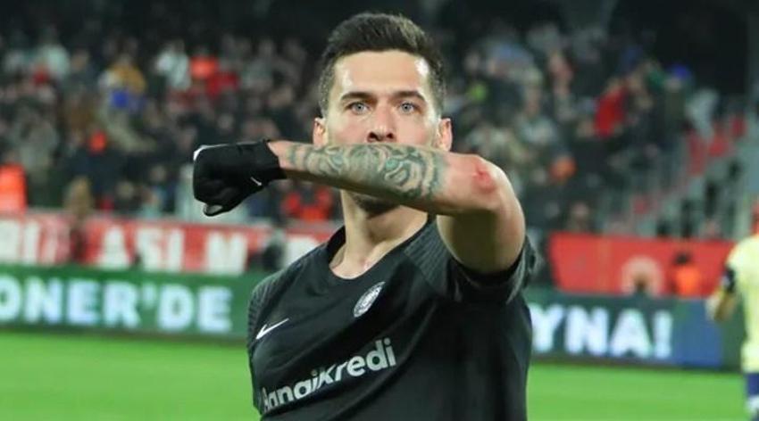 Ali Koç'tan akla hayale gelmeyecek transfer bombası! 'Bonservisini çöz Fenerbahçe'ye imza at'