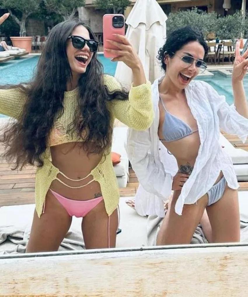 Demet Özdemir'den leopar bikinili poz! 'Ateş gibi yaktın geçtin'