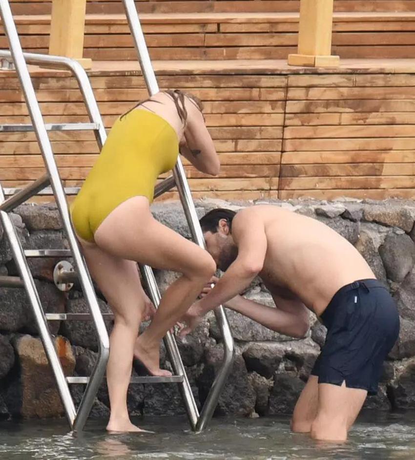 Görünmez kaza! Tuba Ünsal'ın talihsiz bir an yaşadı