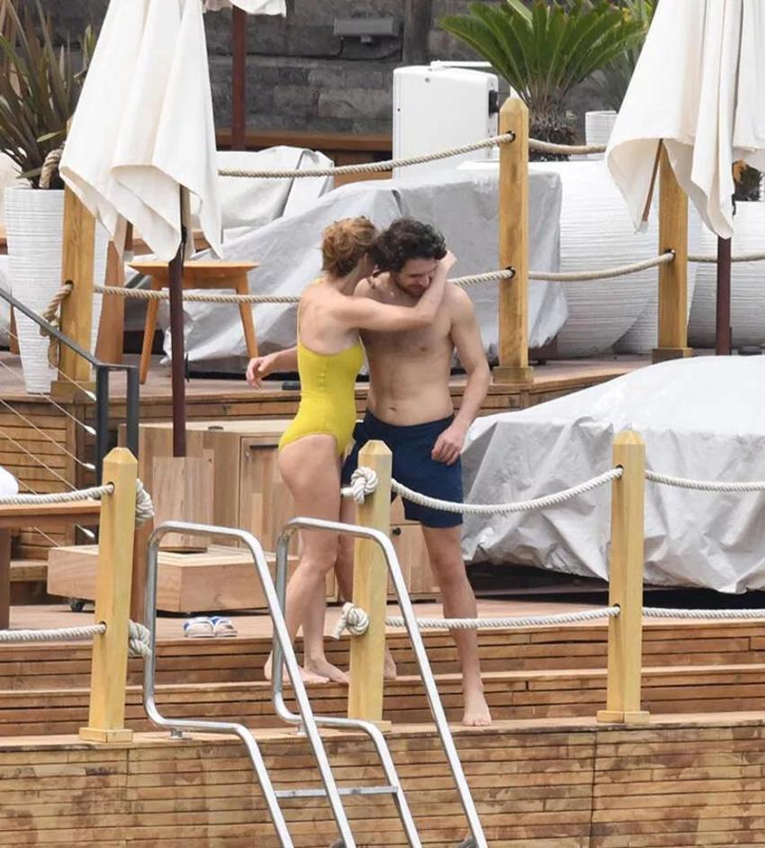 Görünmez kaza! Tuba Ünsal'ın talihsiz bir an yaşadı