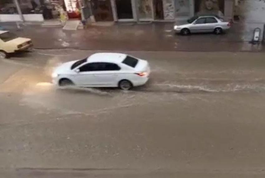 16 şehir için Meteoroloji'den sarı ve turuncu kodlu uyarı! Kastamonu ve Sinop için kuvvetli yağış alarmı...