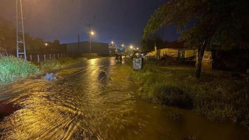 16 şehir için Meteoroloji'den sarı ve turuncu kodlu uyarı! Kastamonu ve Sinop için kuvvetli yağış alarmı...
