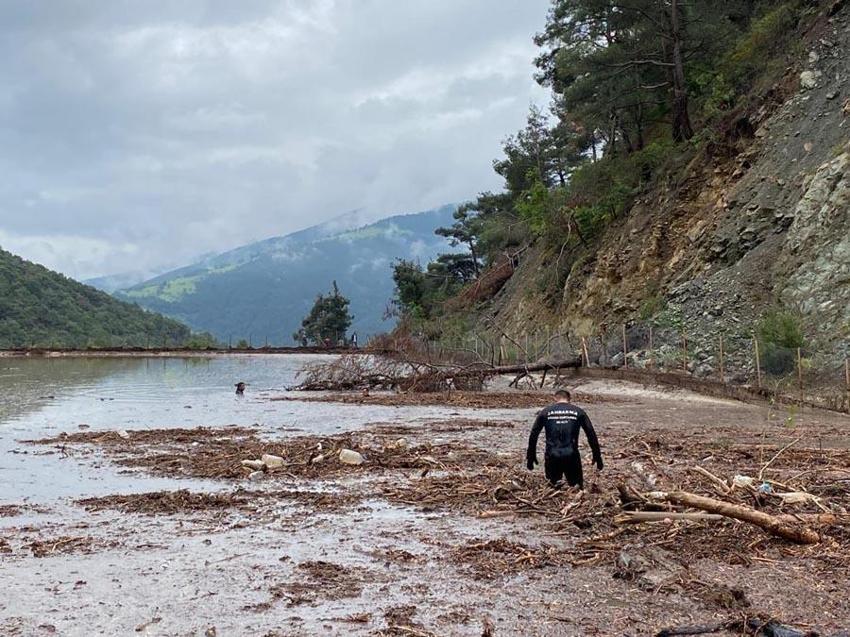 16 şehir için Meteoroloji'den sarı ve turuncu kodlu uyarı! Kastamonu ve Sinop için kuvvetli yağış alarmı...