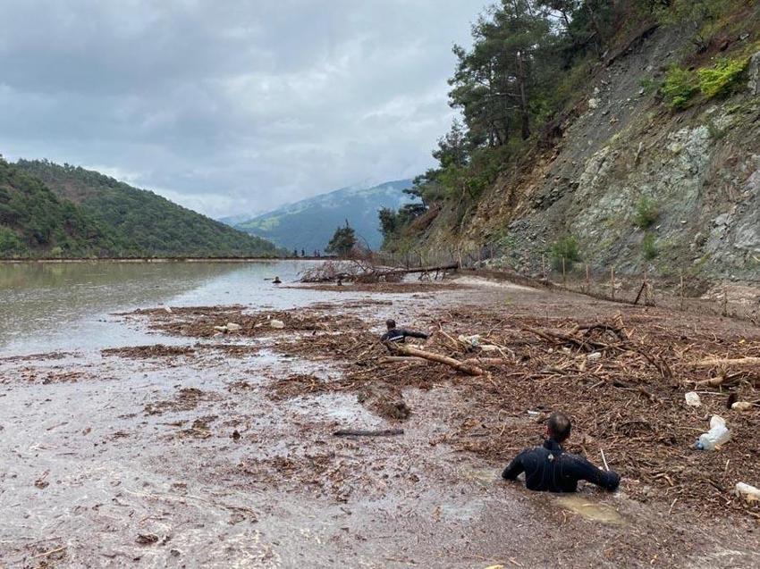 16 şehir için Meteoroloji'den sarı ve turuncu kodlu uyarı! Kastamonu ve Sinop için kuvvetli yağış alarmı...