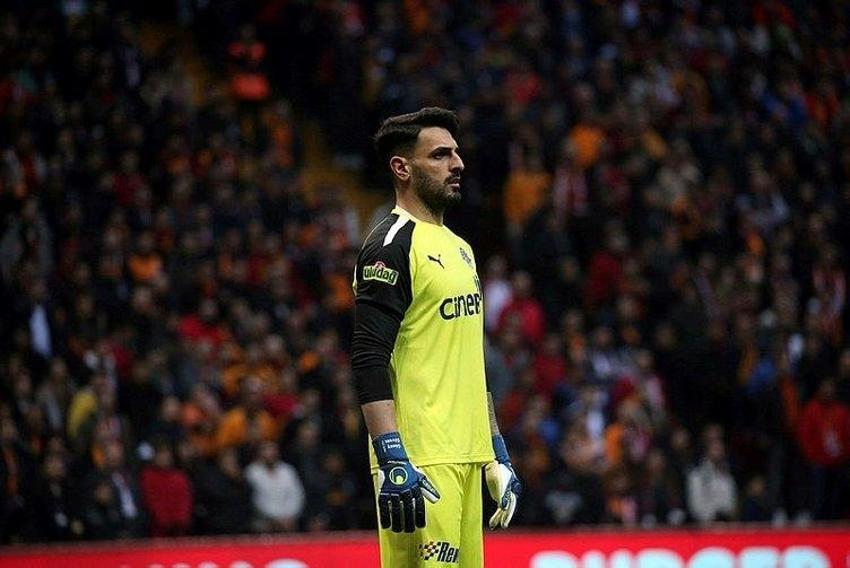 Berlusconi yine Galatasaray'ın kapısını çaldı! Boey olmadı 20 yaşındaki orta saha için görüşmelere başladı